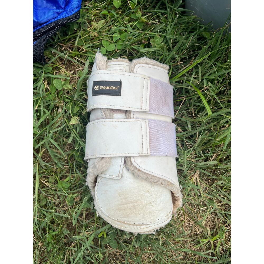 SmartPak white Sport Boots size medium
